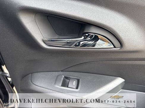 Used 2025 Chevrolet Trax RS w/ Driver Confidence Package image 33