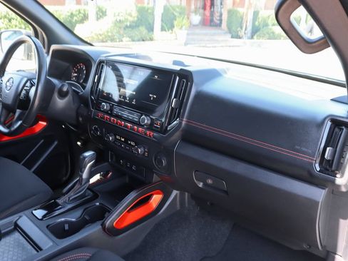 Used 2025 Nissan Frontier PRO-4X w/ Black Accent Package AWD/4WD image 35