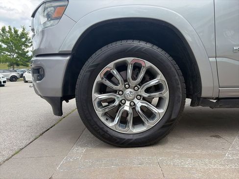 Used 2022 RAM 1500 Laramie AWD/4WD image 34