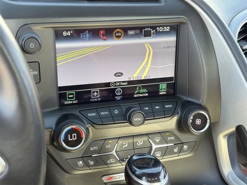 Used 2016 Chevrolet Corvette Z06 w/ 3LZ Preferred Equipment Group image 25