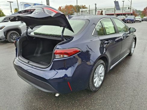 Used 2026 Toyota Corolla XLE image 9