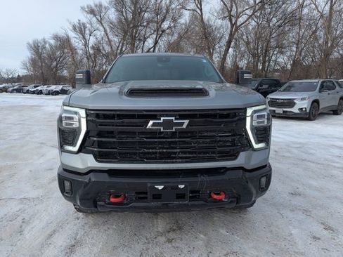 Used 2026 Chevrolet Silverado 2500 LTZ w/ LTZ Plus Package image 4