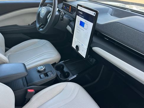 Certified 2023 Ford Mustang Mach-E Premium RWD image 17