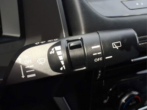 Certified 2025 Nissan Rogue Platinum AWD/4WD image 25