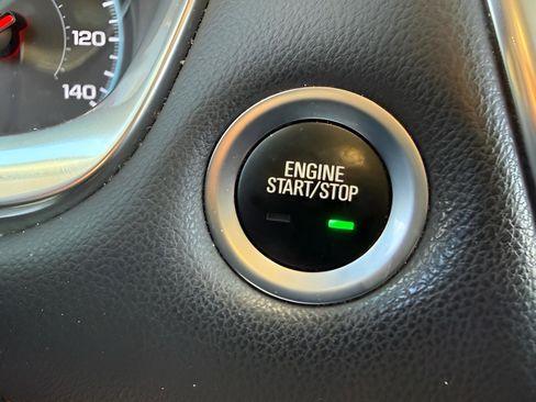 Used 2020 Chevrolet Traverse LS image 14