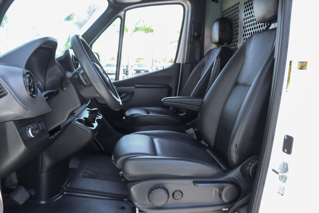 Used 2022 Mercedes-Benz Sprinter 1500 image 19