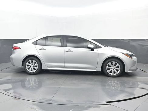 New 2026 Toyota Corolla LE FWD image 2