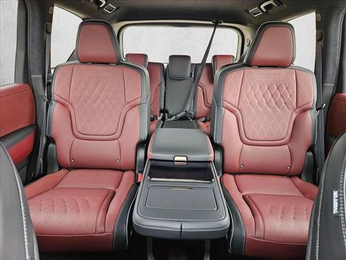 Used 2026 INFINITI QX80 Autograph image 17