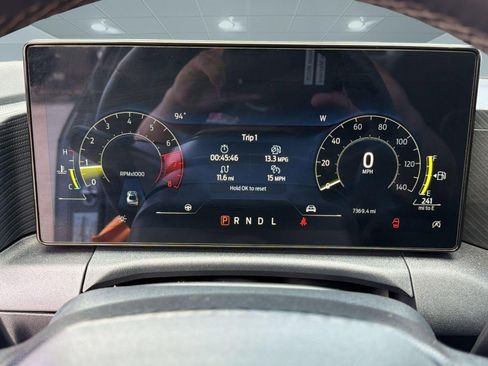 Used 2025 Ford Mustang Coupe RWD image 21