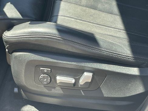 Used 2022 BMW X5 xDrive40i w/ M Sport Package image 5
