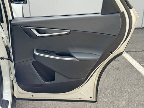 Used 2024 Kia EV6 Light RWD image 45