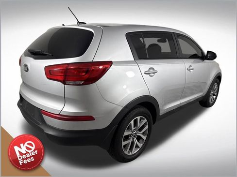 Used 2016 Kia Sportage LX image 3