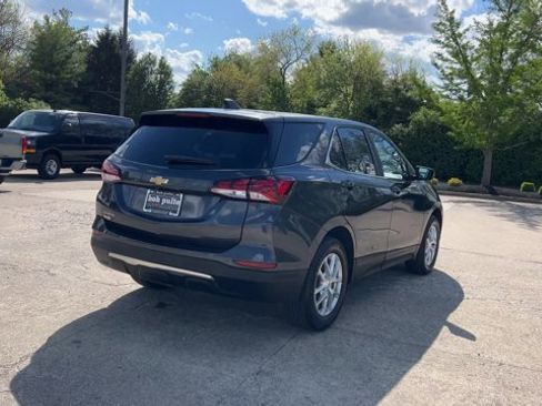 Used 2023 Chevrolet Equinox LT image 8