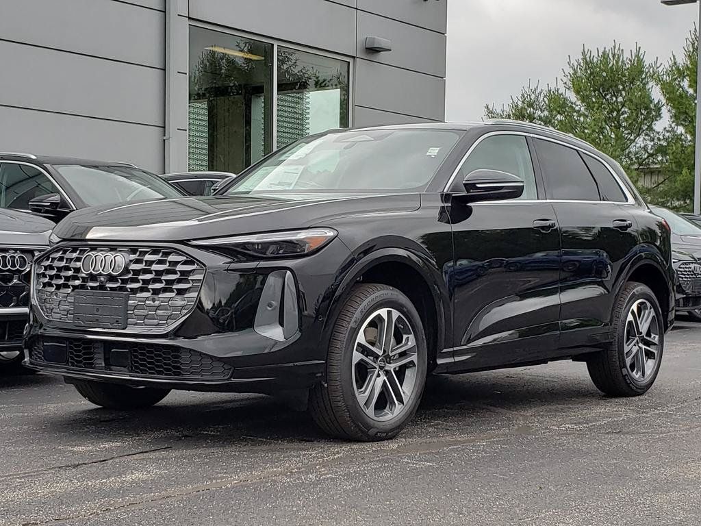 New 2026 Audi Q5 Premium Plus AWD/4WD image 1