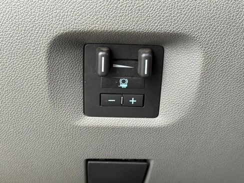 Used 2008 Chevrolet Silverado 3500 W/T image 19