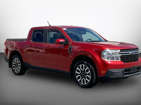 Used 2022 Ford Maverick Lariat w/ Equipment Group 500A Standard AWD/4WD image 2