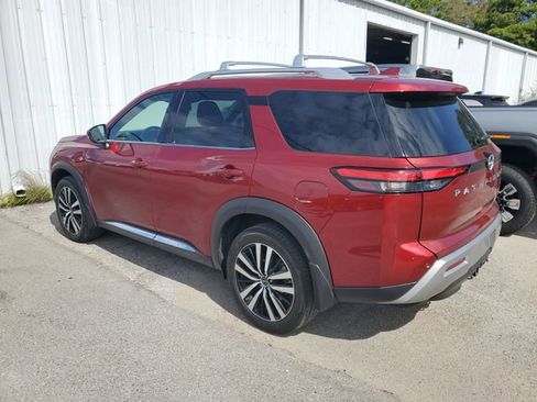 Certified 2024 Nissan Pathfinder Platinum w/ Cargo Package image 3