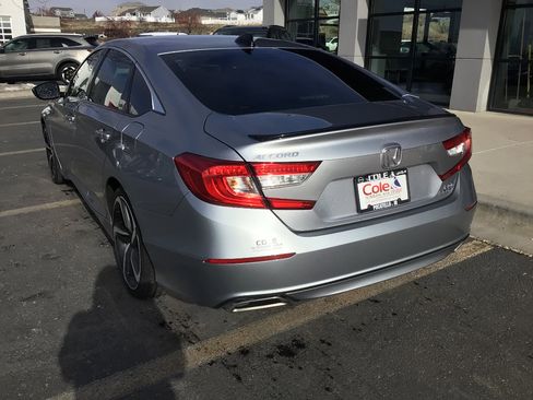 Used 2022 Honda Accord Sport image 4