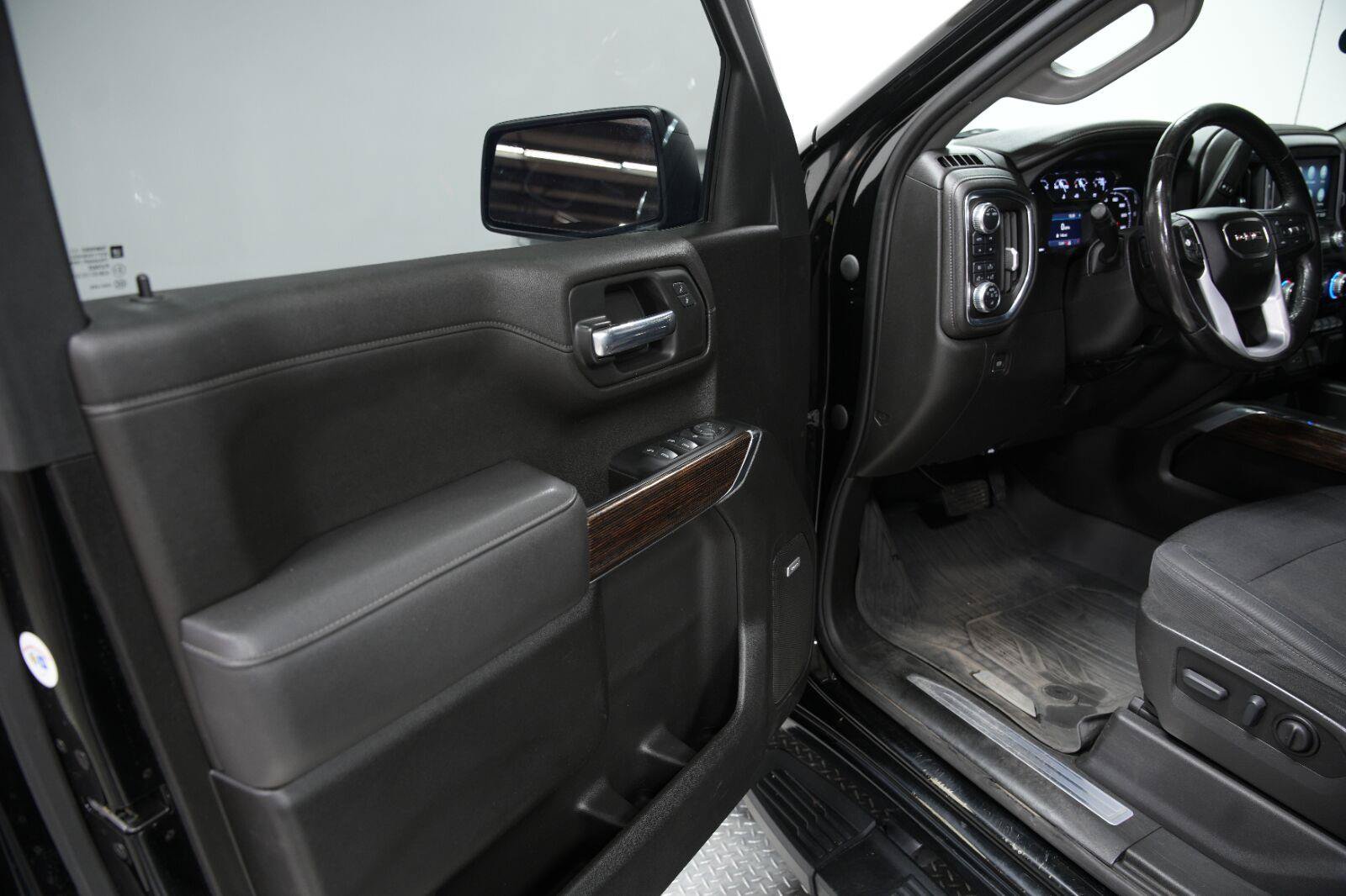 Certified 2022 GMC Sierra 1500 Elevation w/ Preferred Package AWD/4WD image 36