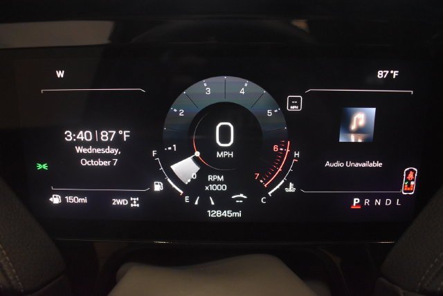 Used 2026 GMC Yukon Denali w/ Sun & Power Step Package AWD/4WD image 25