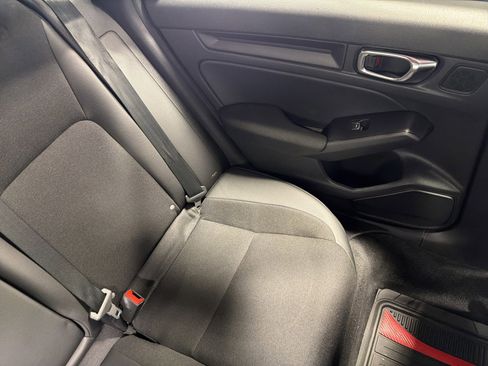 Used 2025 Honda Civic Sport image 14