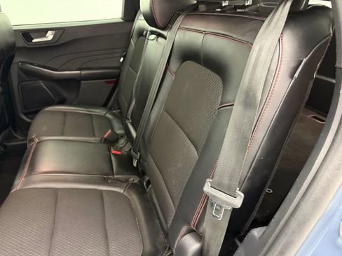 Used 2025 Ford Escape ST-Line w/ Tech Pack #1 FWD image 15