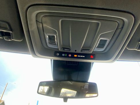 Used 2025 GMC Sierra 1500 Elevation image 44