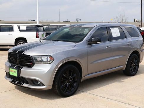 Used 2018 Dodge Durango GT w/ Blacktop Package image 3