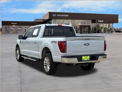 Used 2025 Ford F150 Lariat w/ Equipment Group 501A Mid AWD/4WD image 3