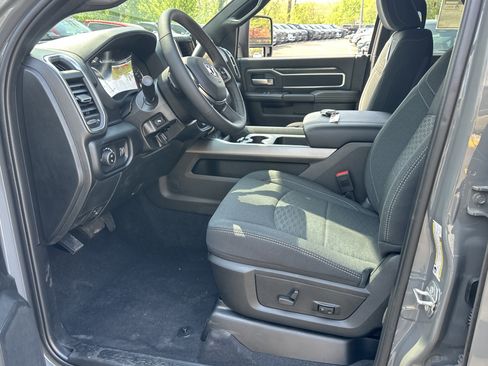 New 2026 RAM 2500 Big Horn AWD/4WD image 26