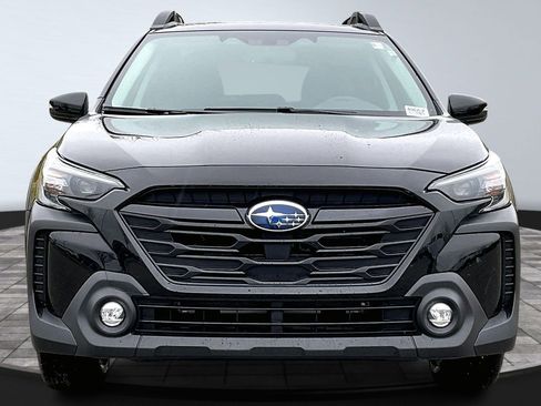 Certified 2025 Subaru Outback Onyx Edition image 3