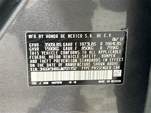 Used 2018 Honda Fit Sport image 31