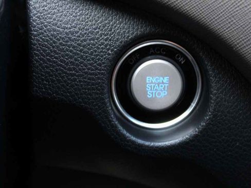 Used 2017 Hyundai Santa Fe Sport w/ 2.4L Tech Package 04 image 20