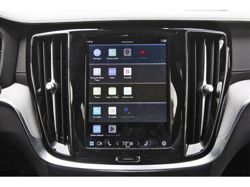 Used 2023 Volvo S60 B5 Ultimate image 25