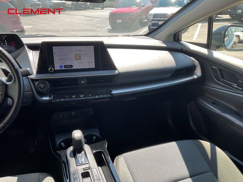 Used 2024 Toyota Prius LE image 14