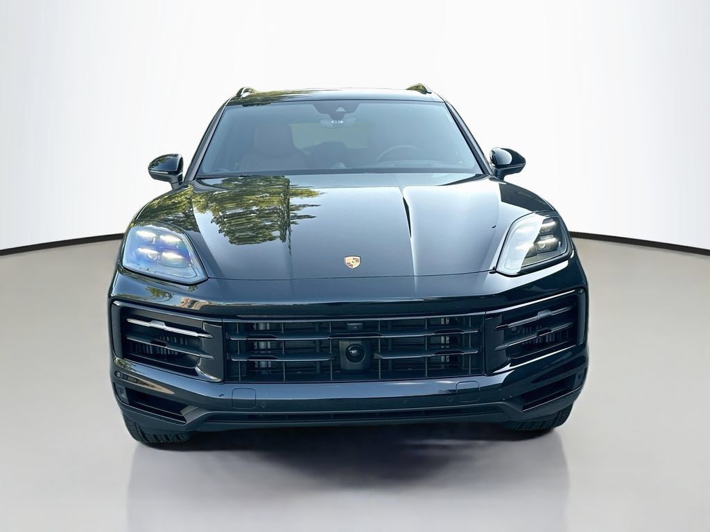 Certified 2026 Porsche Cayenne E-Hybrid AWD/4WD image 5