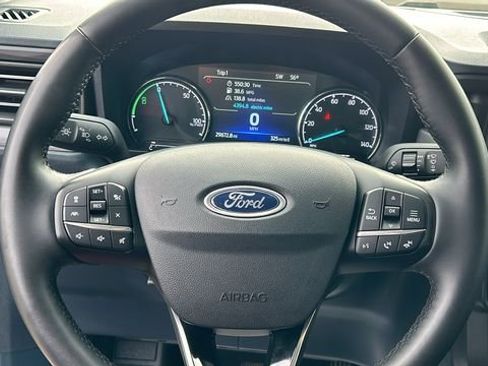 Certified 2023 Ford Maverick Lariat w/ Lariat Luxury Package image 19