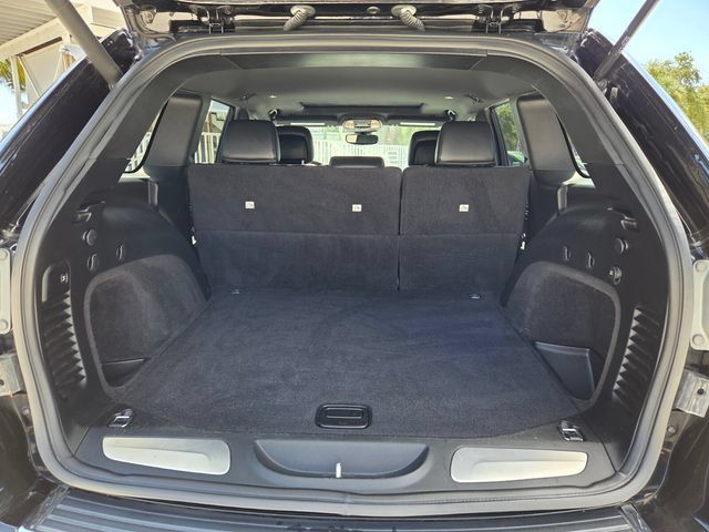 Used 2019 Jeep Grand Cherokee Limited AWD/4WD image 9