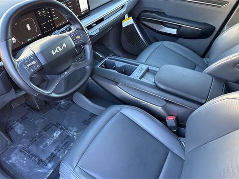 Certified 2024 Kia EV9 Light Long Range image 12