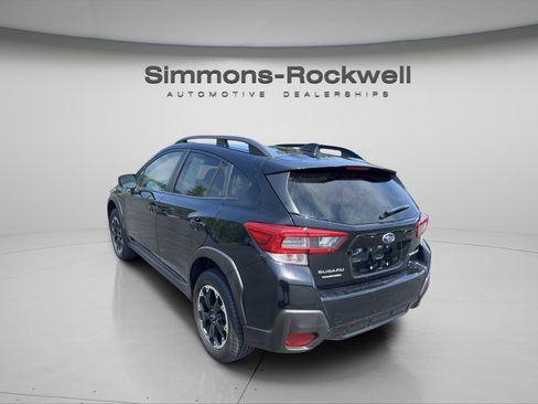 Used 2023 Subaru Crosstrek 2.0i Premium AWD/4WD image 3
