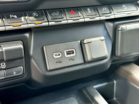 Used 2019 GMC Sierra 1500 SLT w/ SLT Premium Plus Package image 40