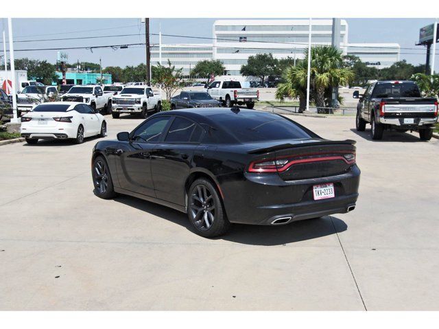 Used 2023 Dodge Charger SXT w/ Blacktop Package RWD image 4