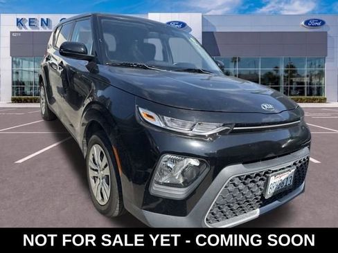 Used 2020 Kia Soul LX FWD image 1