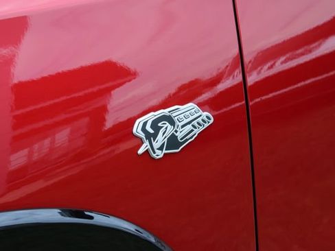 New 2026 RAM 1500 Laramie AWD/4WD image 11