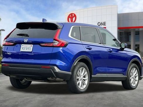 Used 2023 Honda CR-V EX-L image 4