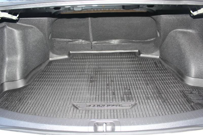 Used 2025 Toyota Corolla LE FWD image 13