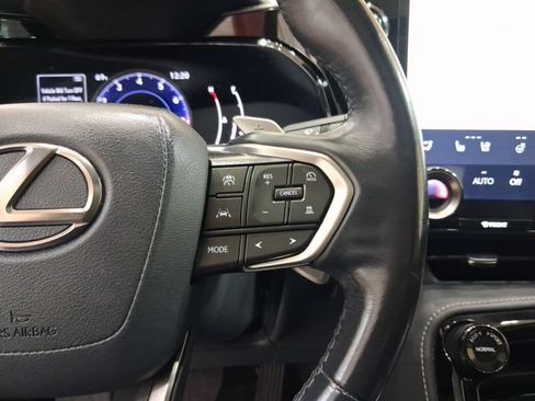Used 2024 Lexus NX 250 FWD w/ Cold Area Package image 17