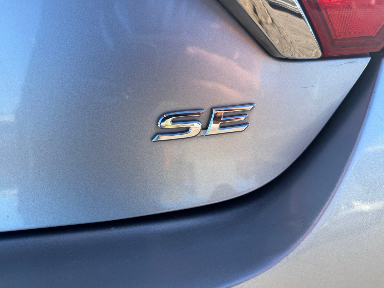 Used 2017 Toyota Camry SE FWD image 28