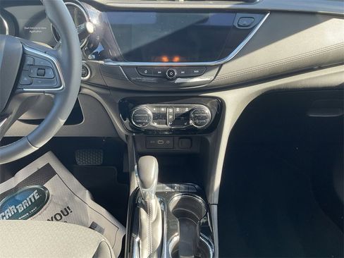 Used 2023 Buick Encore GX Select image 9