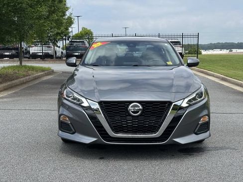 Certified 2022 Nissan Altima 2.5 SV FWD image 2
